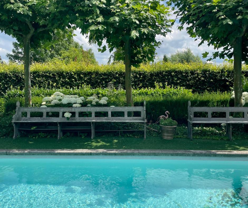 Amadeus Restaurant & Boutique Hotel เวลล์ ภายนอก รูปภาพ